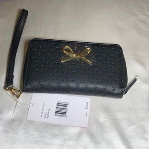 Betsey Johnson Black Faux Leather ZA Wallet With Embossed Hearts NWT